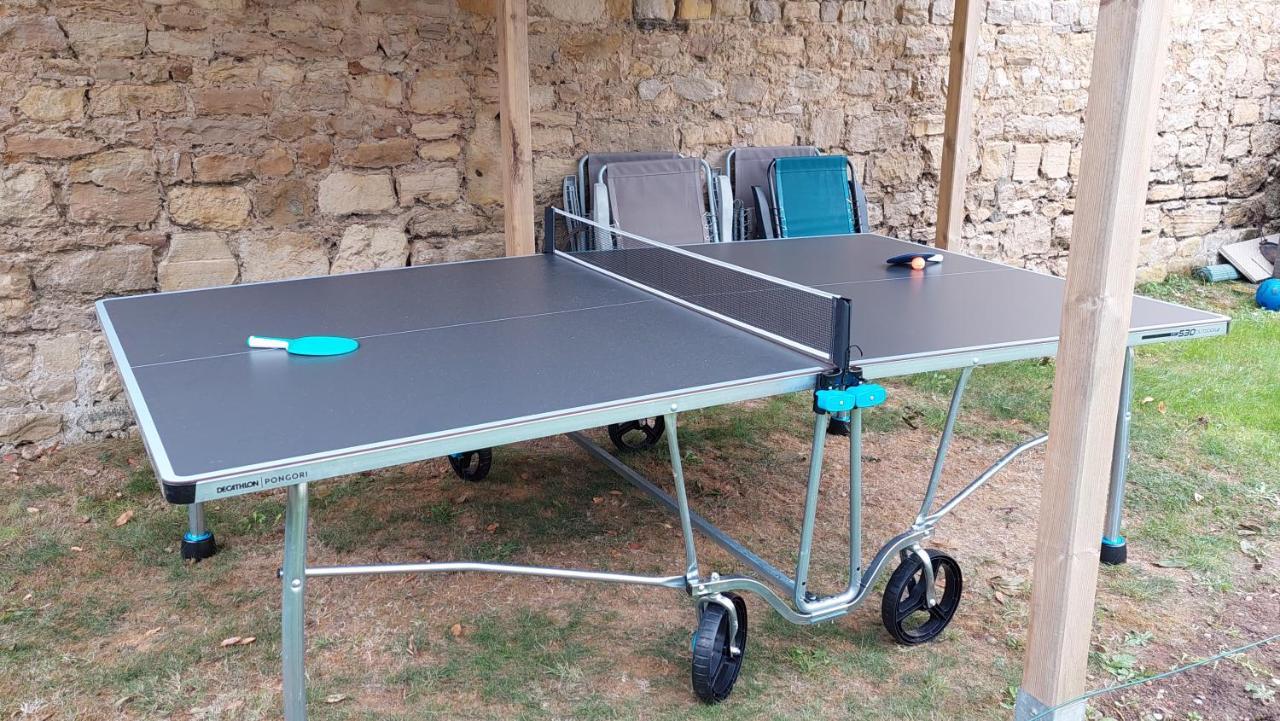Le So Wild, Maison Avec Jardin Clos, Terrasse Amenagee, 5 Mn A Pied Commerce, Terrain De Tennis, A 800 M De La Plage D'Omaha Beach Jeux Arcade, Jouets, Materiel Jeunes Enfants Enfants, Table Ping-Pong ヴィエルヴィル・シュル・メール エクステリア 写真