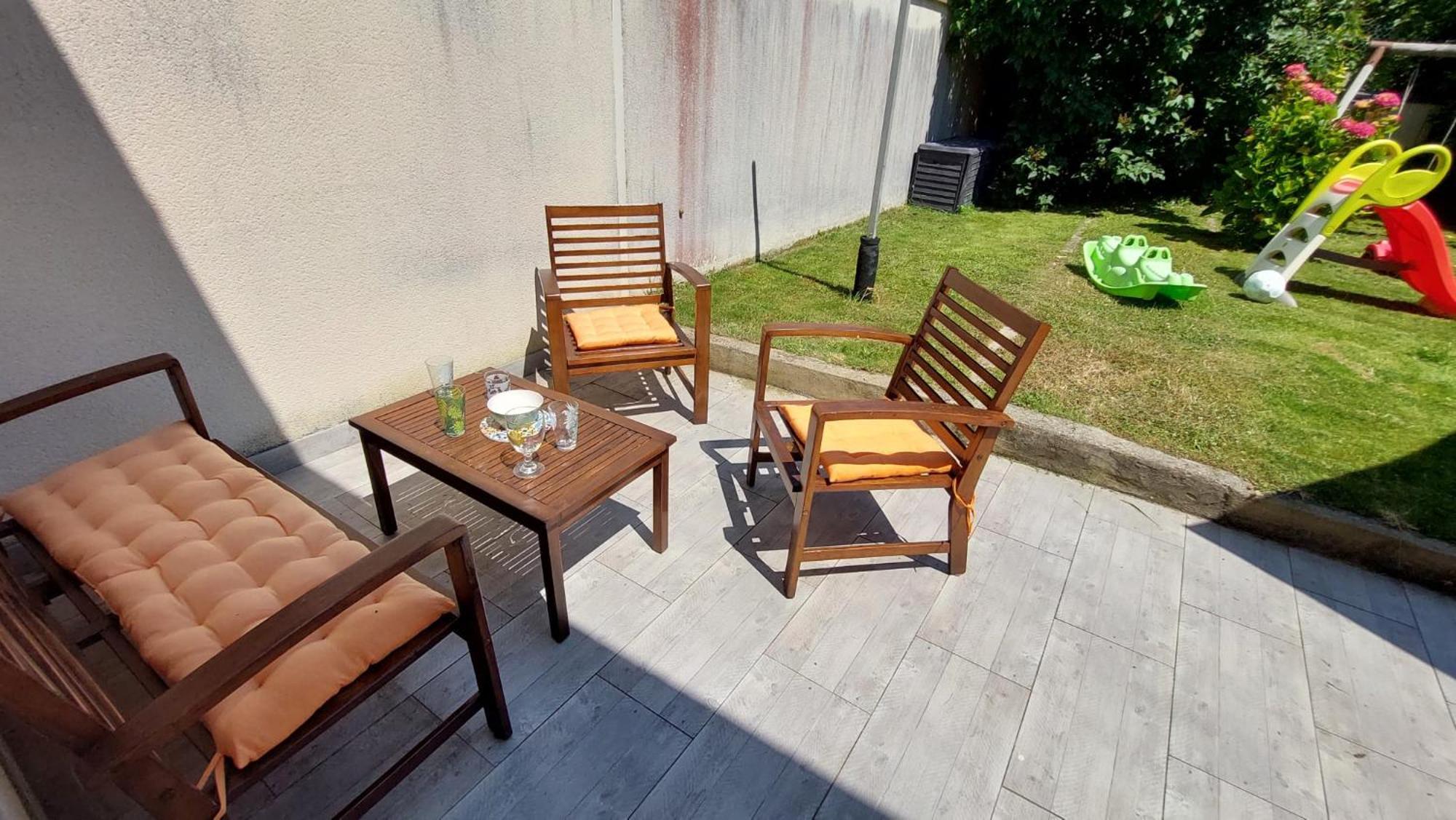 Le So Wild, Maison Avec Jardin Clos, Terrasse Amenagee, 5 Mn A Pied Commerce, Terrain De Tennis, A 800 M De La Plage D'Omaha Beach Jeux Arcade, Jouets, Materiel Jeunes Enfants Enfants, Table Ping-Pong ヴィエルヴィル・シュル・メール エクステリア 写真